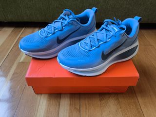 Zapatillas Nike Vomero 18 | Talla 42