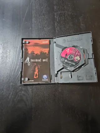 Resident Evil 4 GameCube(Español) código INTACTO