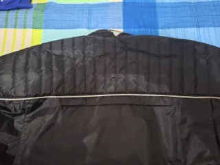 Cazadora de moto acolchada negra