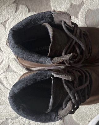 Botas Sketchers castanhas