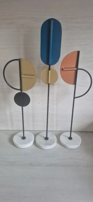 Figuras Decorativas Metal y Mármol