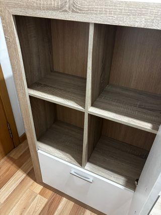 Mueble de salón modular madera y blanco