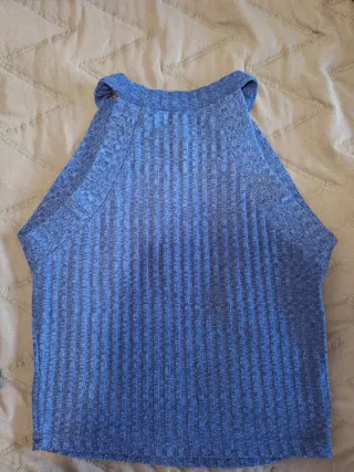 Top Bershka azul talla M