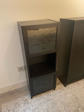 Estantería Billy Ikea Negra con Puertas Cristal.