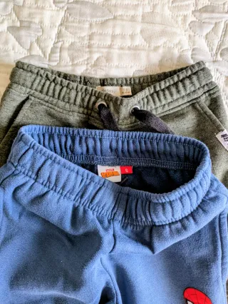 Lote 2 camisetas y 2 pantalones 5 años.