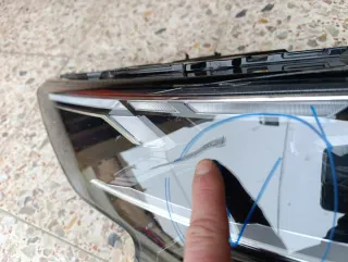 Faro Izquierdo Audi Q8 2024
