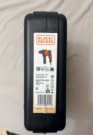 Taladro Black+Decker 710W con Maletín