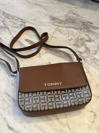 Bolso Tommy Hilfiger Marrón y Beige