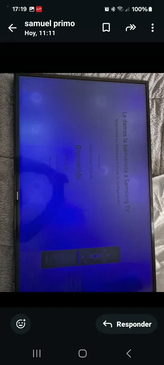 Smart TV Samsung 40 Negra/Plateada.con Led mal