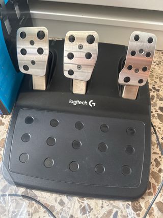 Logitech G29 Driving Force con caja y pedales