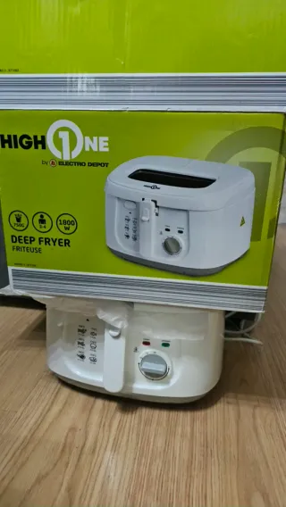 Freidora HIGH ONE 2,5L 1800W Semi-Nuevo