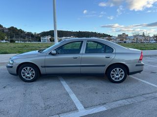 Volvo S60, 2.4 140cv