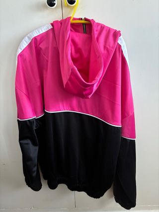 Chaqueta Sik Silk Rosa y Negra