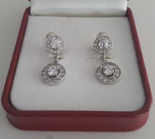 Pendientes circonitas (Largo 2,5 cm). Nuevos