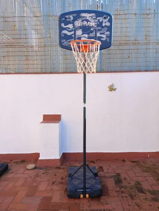 Canasta de baloncesto, medida 2'10, cesta al suelo
