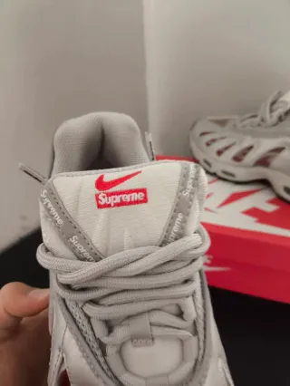 Nike Air Max 96 Supreme