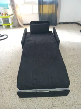 Sofá cama negro tela