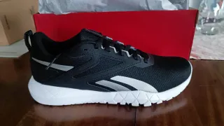 Zapatillas Reebok Training SIN ESTRENAR