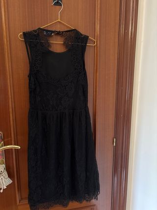 Vestido encaje negro Mdm T36 espalda descubierta