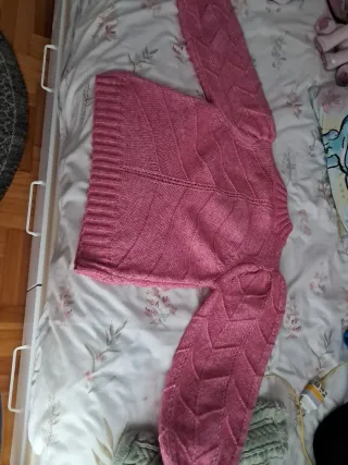 Jersey rosa tejido con rombos