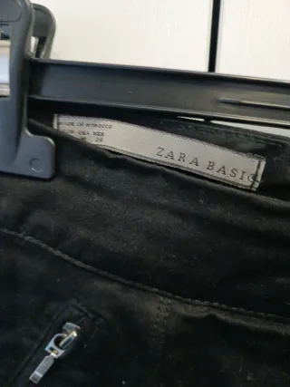 Falda tubo Zara negra