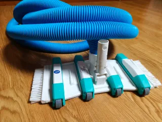 Limpiafondos piscina con mástil y 2 cabezales