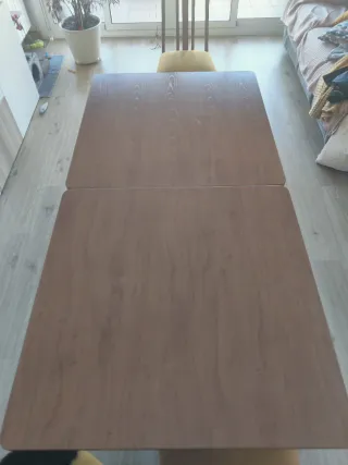 Conjunto mesa y 4 sillas comedor