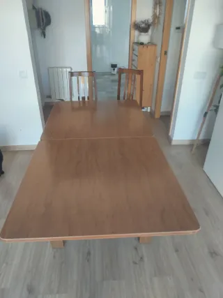 Conjunto mesa y 4 sillas comedor