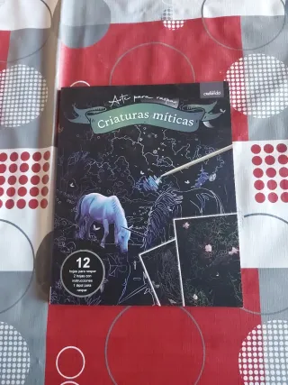 Libro para raspar Criaturas Míticas