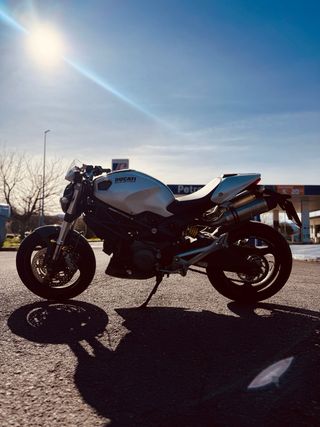 Ducati Monster 696 2008