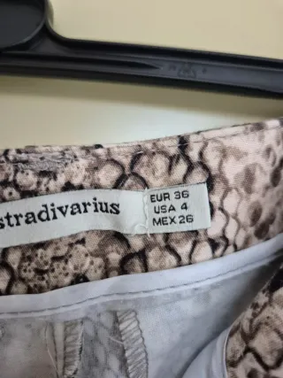 Pantaloni Stradivarius fantasia pitone