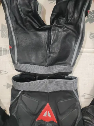 Mono Dainese Laguna Seca 2 piezas Talla 50