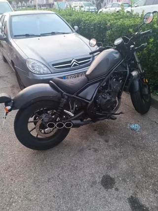 Cola de escape triple salida