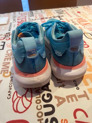 Zapatillas Asics Gel Nimbus Talla 42’5