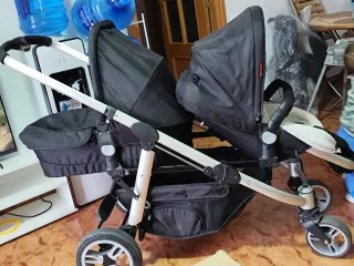 Carro gemelar  negro