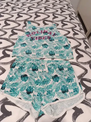 Conjunto Top y Shorts Estampado Hojas 8-9 años