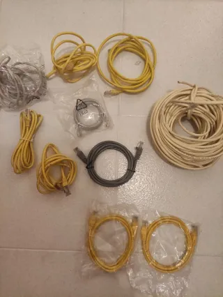 Todo 6€ cables ethernet, euroconectores,y antena.