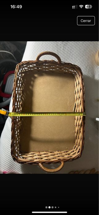 Bandeja de mimbre con asas