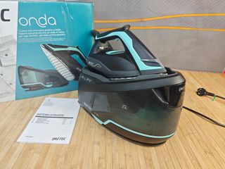 Imetec Onda P1, Centro de planchado