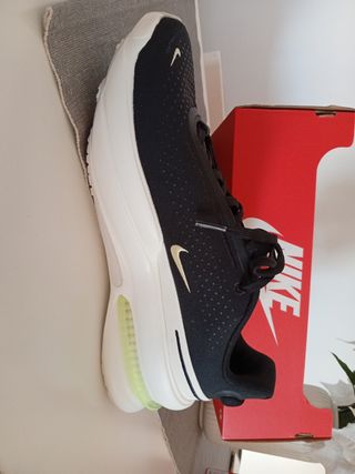 Nike Air Zoom Talla 43 Negro/Amarillo