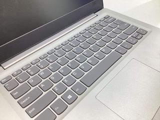 pc portatil lenovo ideapad 130s