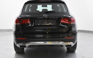 Mercedes-Benz GLC 300e SUV 2020