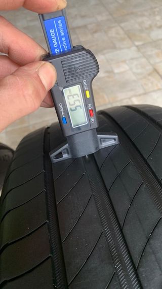 Neumáticos 205/55 R19 MICHELIN