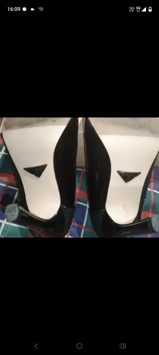 Scarpe Laura Biagiotti nere eleganti