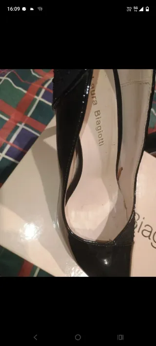 Scarpe Laura Biagiotti nere eleganti