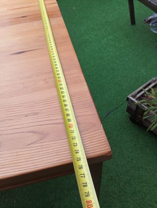 Mesa de comedor/ cocina, de pino ( de Ikea).