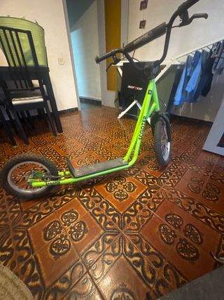 Scooter Verde