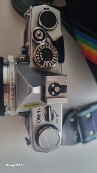 macchina fotografica Olympus OM-1n