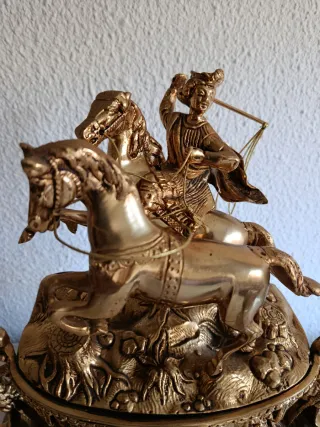 Reloj bronce decoración