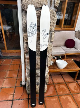 Esquís travesía Dynafit Cho Oyu + fijaciones